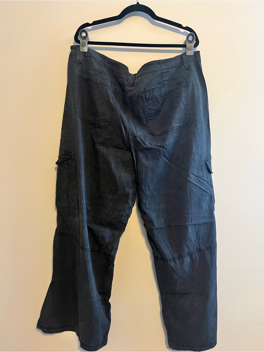American Eagle Super High Rise Baggy Wide Leg Cargo Pants - Women’s 20 - Picture 2 of 9
